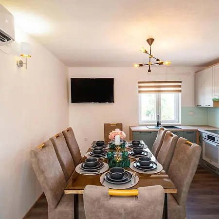 Beautiful In With Sauna Vakantiehuis