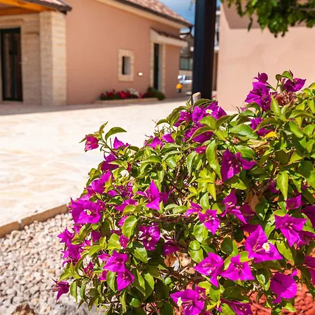 Beautiful In With Sauna Nyaraló