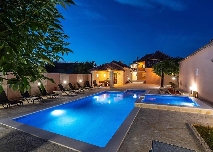 Beautiful In With Sauna *