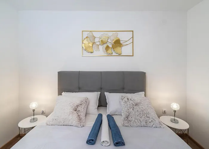 Nyaraló Beautiful In With Sauna *